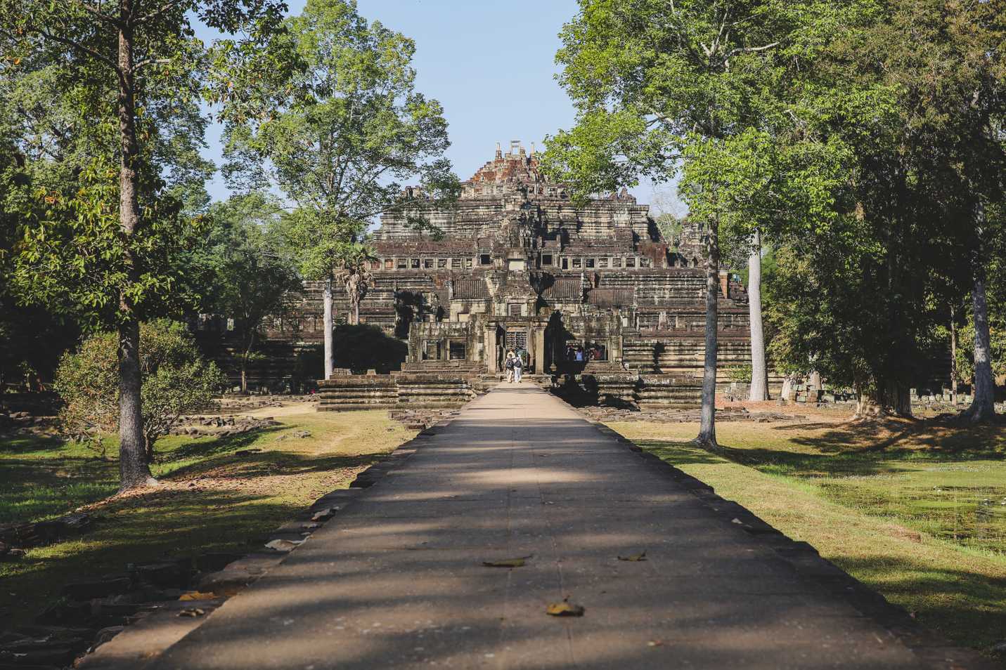 Baphuon temple