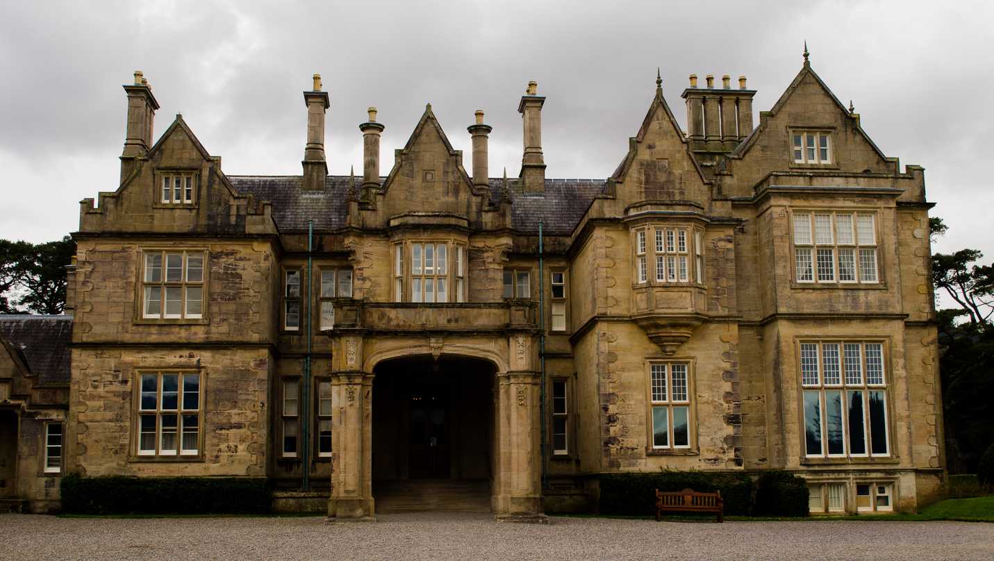Muckross House
